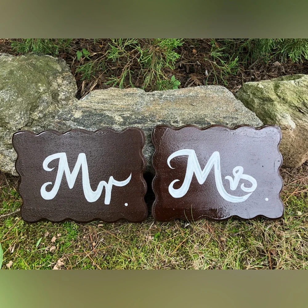 Mr Mrs Wedding Sign, Brown Wooden Mr Mrs Wedding Sign